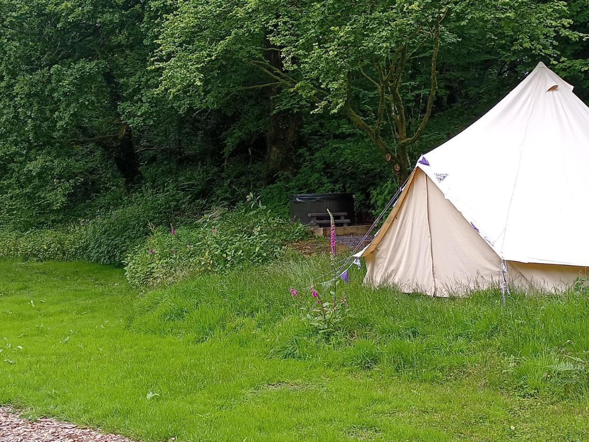 Oak Tree Farm 호텔 Llanfynydd 외부 사진